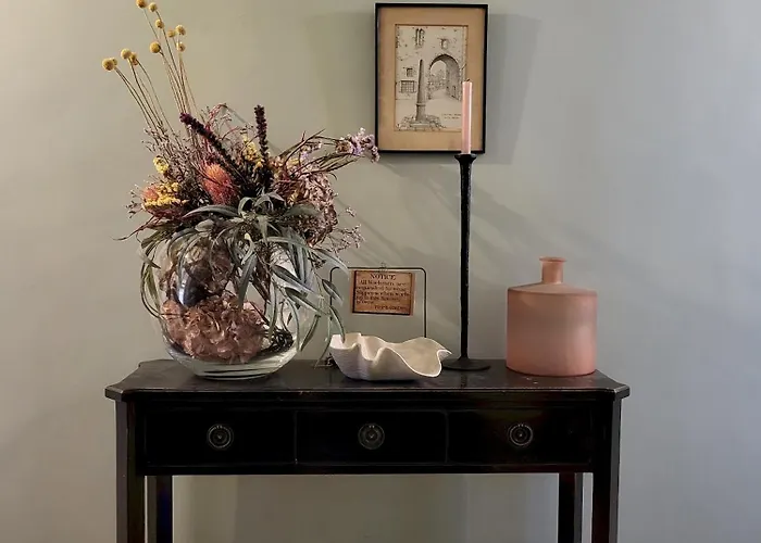 16 Castlegate * York