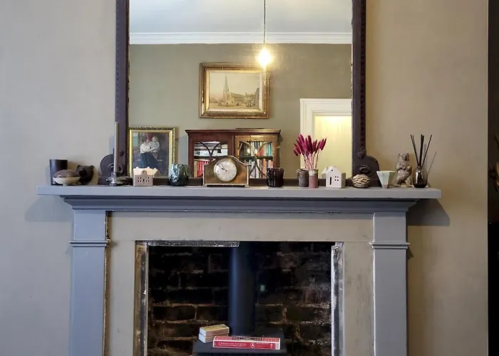 16 Castlegate * York