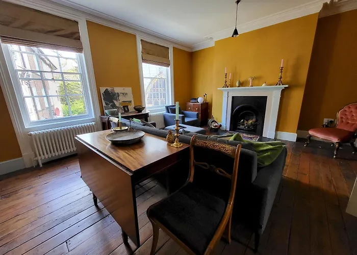 16 Castlegate * York